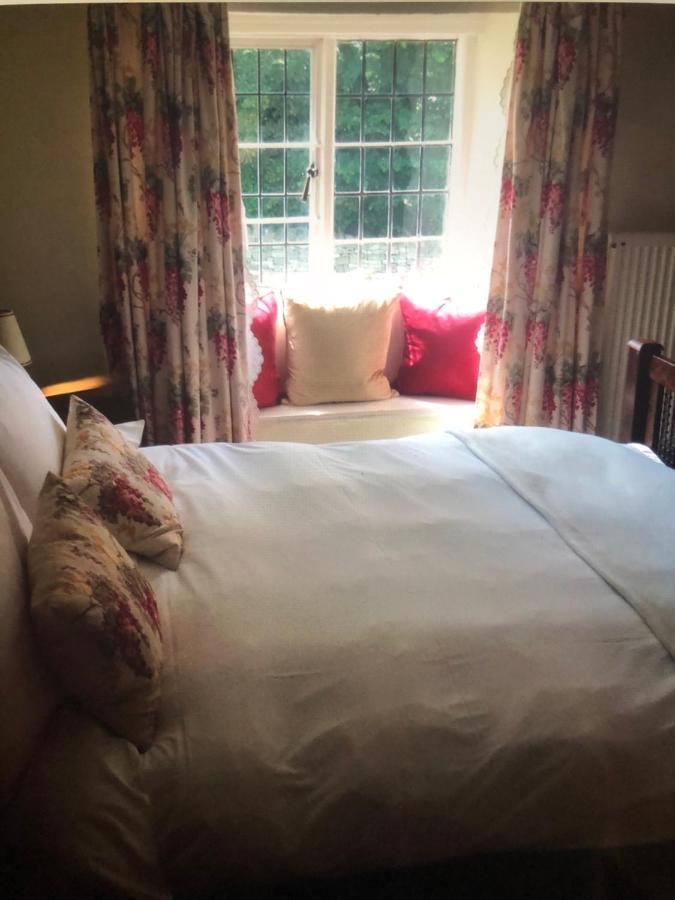Horse & Hound Inn Бродуей Екстериор снимка