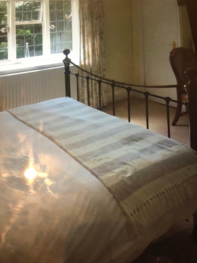 Horse & Hound Inn Бродуей Екстериор снимка
